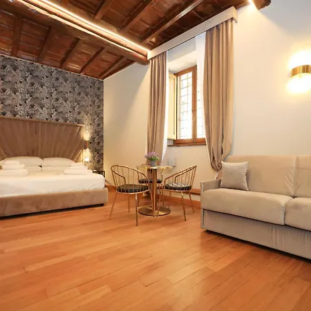 Golden Pantheon بيت ضيافة