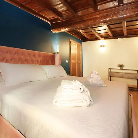 بيت ضيافة Golden Pantheon روما