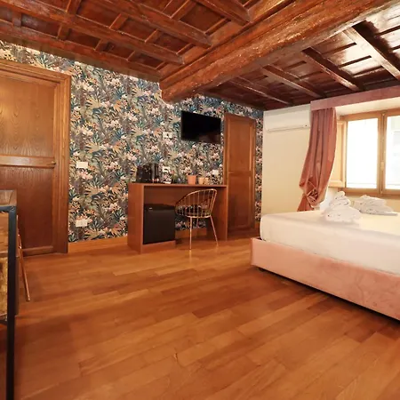 بيت ضيافة Golden Pantheon