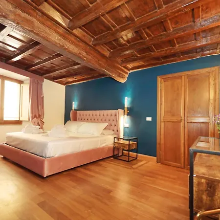 Golden Pantheon روما