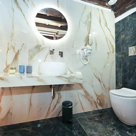 بيت ضيافة Golden Pantheon روما