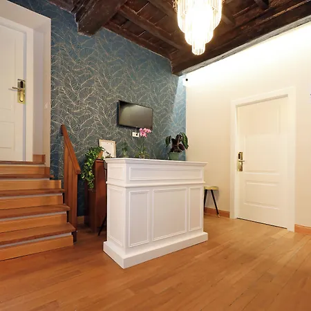 بيت ضيافة Golden Pantheon