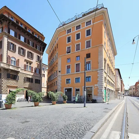 بيت ضيافة Golden Pantheon روما