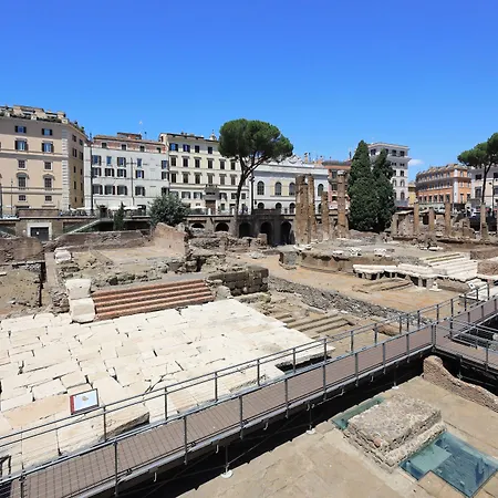 بيت ضيافة Golden Pantheon