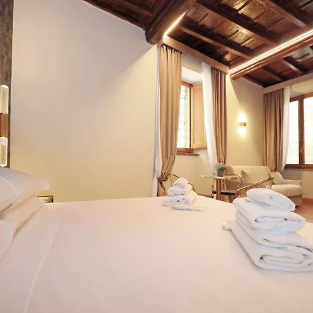 Golden Pantheon روما