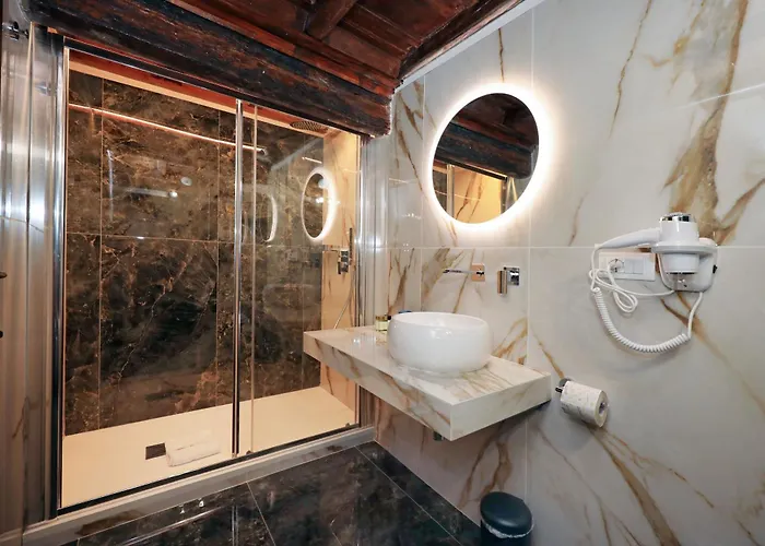 Golden Pantheon Maison d'hôtes